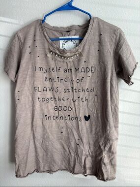 ✨A Rare Bird Distressed Tee✨
